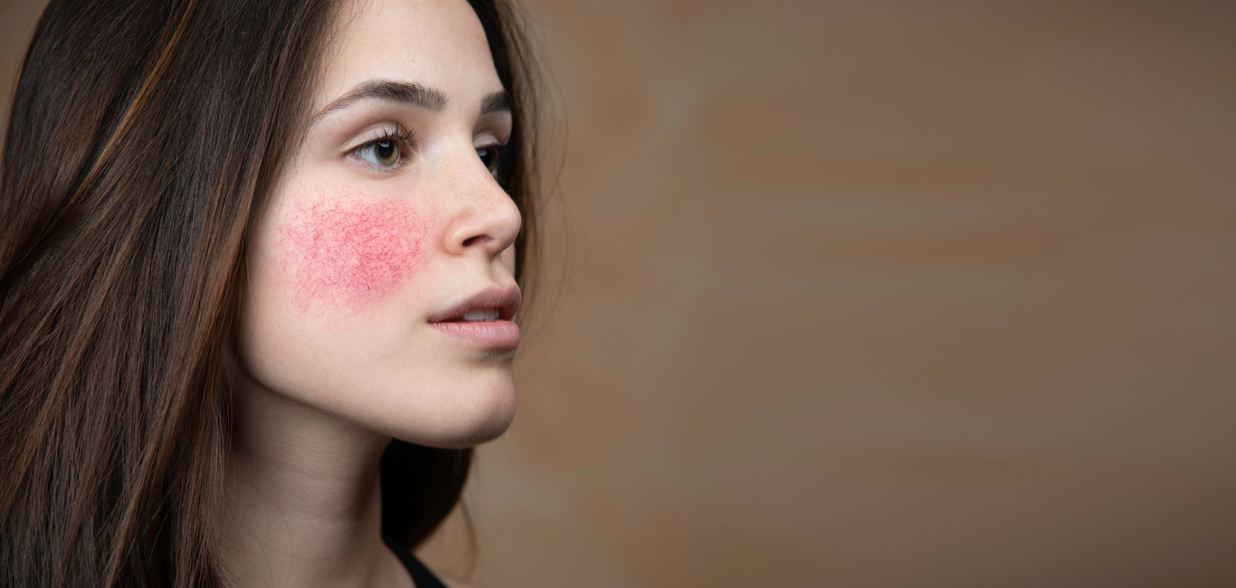 html <img src="your-image-source.jpg" alt="مرطوبکننده بعد از لیزر، افزایش رطوبت و نرمی پوست پس از درمان">