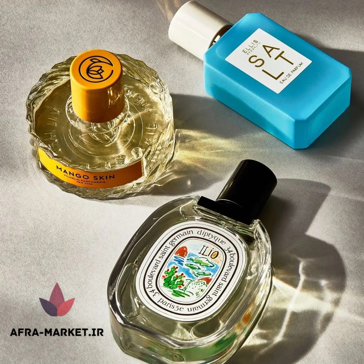 راهنمای دخترانه برای پیدا کردن عطری که از هر قطره عطر استفاده می کنید ...