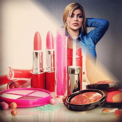 فروش آنلاین لوازم آرایشی افرا مارکت