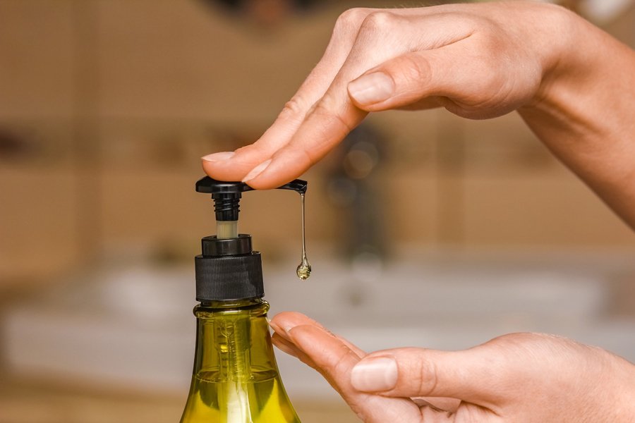 همه چیز درباره طبع روغن زیتون: روغن زیتون گرم است یا سرد؟